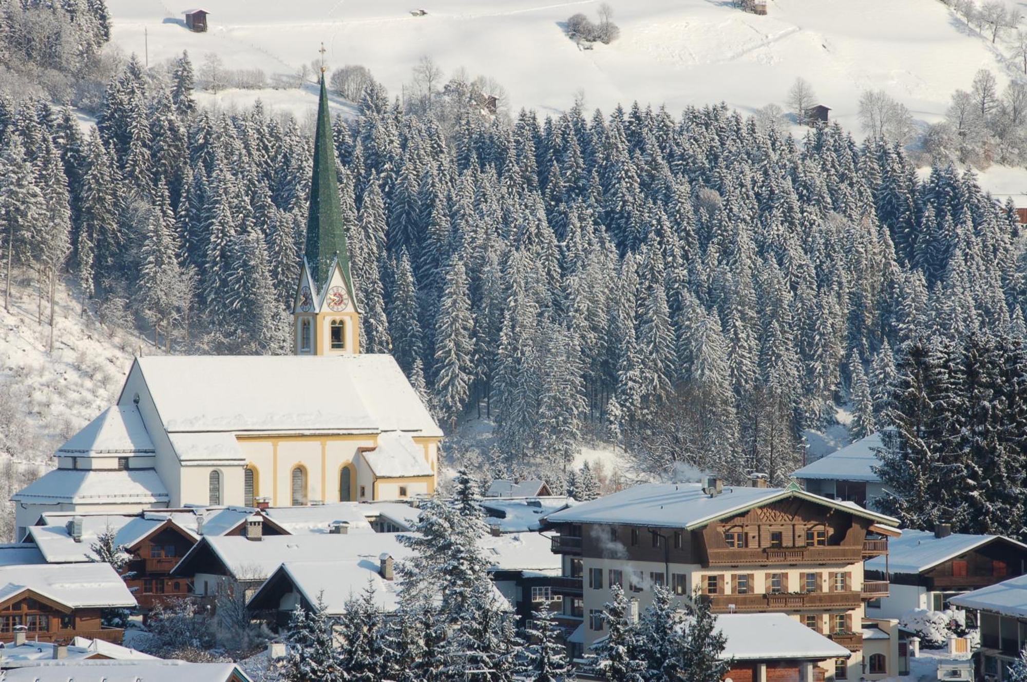 Hotel Braeuwirt Кирхберг Экстерьер фото